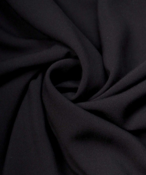 SITRY（シトリー）の「レーヨンバンドカラー シャツ＆ハーフパンツ セットアップ（ルームウェア/パジャマ・メンズ・ブラック/ベージュ/ネイビー/グレー/ブラック系その他/グレー系その他/ブルー系その他・M/L）」の19枚目の写真