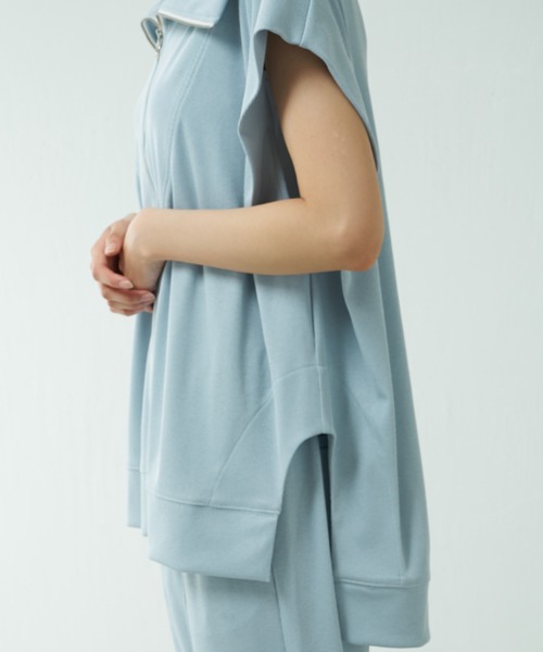 Lui's（ルイス）の「エステルフライスBigカラープルオーバー（Tシャツ/カットソー・レディース・ブラック/サックスブルー・FREE）」の13枚目の写真