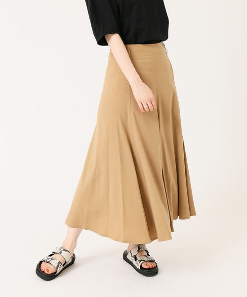 IENA（イエナ）の「パネルフレアボリュームスカート（スカート・レディース・ベージュ/ブラウン・38/36/34）」の11枚目の写真