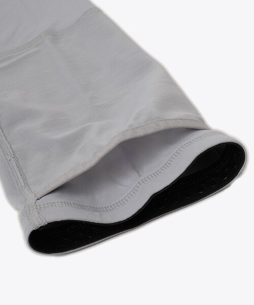 Columbia（コロンビア）の「Columbia/ フリーザーゼロ IIアームスリーブ /コロンビア（アームカバー・メンズ・ネイビー/カーキ/オレンジ/ホワイト/ブラック/セージグリーン/グレー・L/XL/S/M/XS）」の17枚目の写真