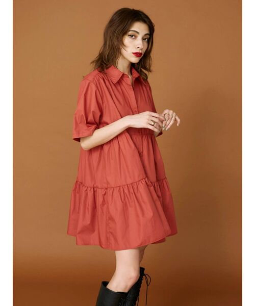 EVRIS（エヴリス）の「ティアードハーフスリーブミニワンピース（ワンピース・レディース・ホワイト/オレンジ/ブルー・FREE）」の6枚目の写真