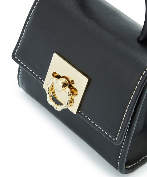 ADAM ET ROPE'(アダムエロペ)の「【2WAY】アクセサリーチェーンMINIバッグ(ショルダーバッグ・レディース・ブラック/オレンジ/キャメル・FREE)」の12枚目の写真