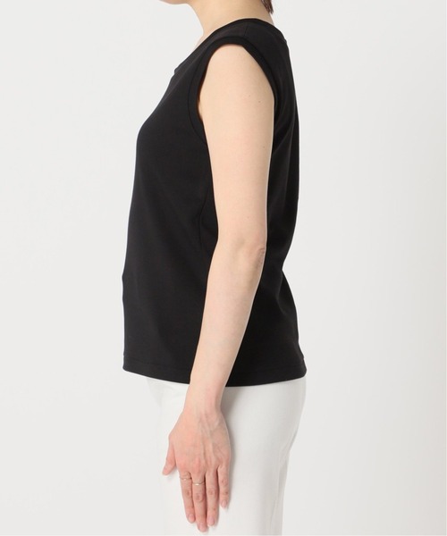 Noble（ノーブル）の「《追加3》スビンコットンスムースUネックTシャツ（Tシャツ/カットソー・レディース・ホワイト/チャコールグレー/ブラック/ブラウン・FREE）」の9枚目の写真