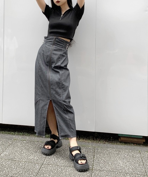 LVEU.（ラブユ.）の「Half zip cropped rib tops / ハーフジップクロップドリブトップス（ニット/セーター・レディース・ブラック・FREE）」の10枚目の写真