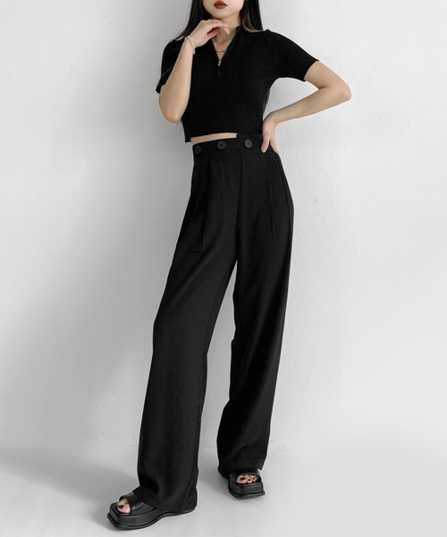 LVEU.（ラブユ.）の「Half zip cropped rib tops / ハーフジップクロップドリブトップス（ニット/セーター・レディース・ブラック・FREE）」の7枚目の写真