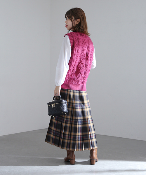 La TOTALITE(ラトータリテ)の「【ONEIL OF DUBLIN/オニールオブダブリン】 イージーキルトスカート(スカート・レディース・ピンク/ブラウン/ブルー系その他・SMALL/MEDIUM)」の9枚目の写真