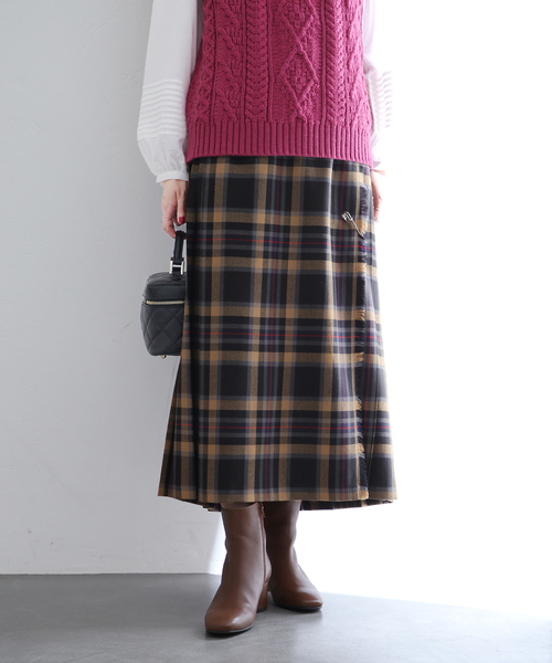 La TOTALITE(ラトータリテ)の「【ONEIL OF DUBLIN/オニールオブダブリン】 イージーキルトスカート(スカート・レディース・ピンク/ブラウン/ブルー系その他・SMALL/MEDIUM)」の10枚目の写真