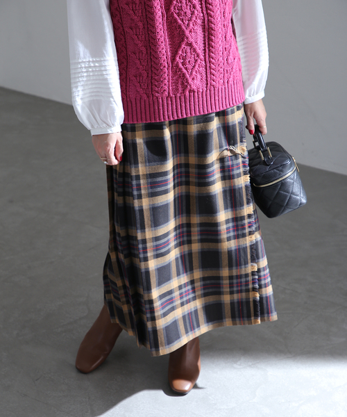 La TOTALITE(ラトータリテ)の「【ONEIL OF DUBLIN/オニールオブダブリン】 イージーキルトスカート(スカート・レディース・ピンク/ブラウン/ブルー系その他・SMALL/MEDIUM)」の11枚目の写真