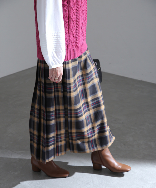 La TOTALITE(ラトータリテ)の「【ONEIL OF DUBLIN/オニールオブダブリン】 イージーキルトスカート(スカート・レディース・ピンク/ブラウン/ブルー系その他・SMALL/MEDIUM)」の12枚目の写真