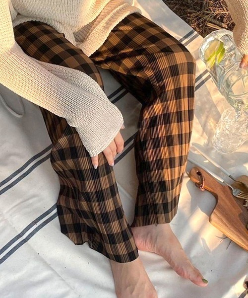 22 Aw 秋冬 韓国ファッション ボトムス レディース レトロチェックプリーツパンツ その他パンツ Dalfwin ダールフィン のファッション通販 Zozotown
