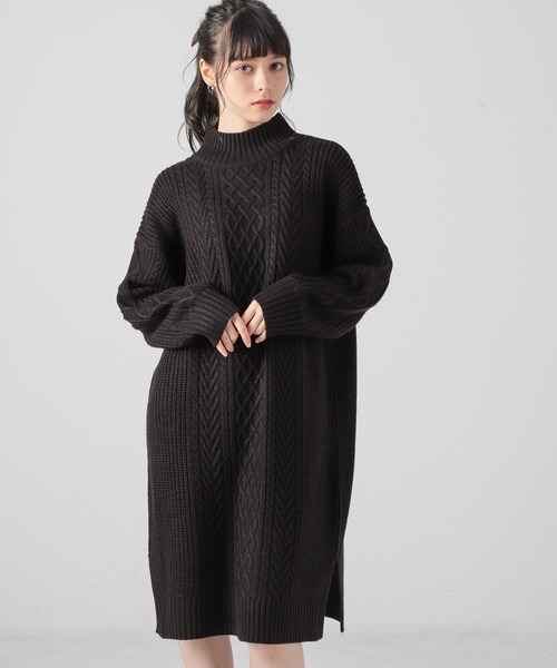 Honeys（ハニーズ）の「ハイネックワンピース（ワンピース・レディース・レッド/ブラック/ブルー/グリーン/ベージュ・L/M/S）」の2枚目の写真