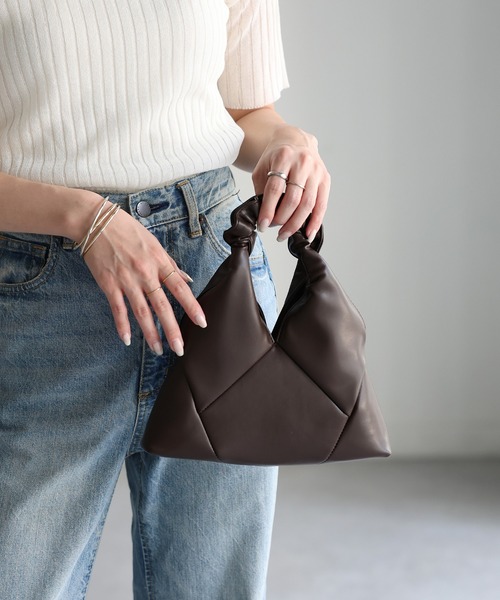 Riberry（リベリー）の「トライアングルミニバッグ（ショルダーバッグ・レディース・ホワイト/ブラック/シルバー/オフホワイト/ダークブラウン/アンティークゴールド・FREE）」の21枚目の写真