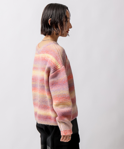 JOINT WORKS（ジョイントワークス）の「GRADATION ニットプルオーバ（ニット/セーター・レディース・オレンジ/グリーン・FREE）」の11枚目の写真