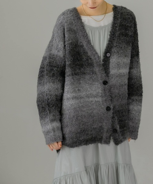 KBF（ケイビーエフ）の「グラデーションニットカーディガン（カーディガン/ボレロ・レディース・グレー系その他/ブラウン系その他/ブルー系その他・ONE）」の13枚目の写真