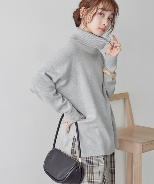 AMERICAN HOLIC(アメリカンホリック)の「ブラッシュヤーンタートルネックニットプルオーバー(ニット/セーター・レディース・ブラック/イエロー/アイボリー/サックスブルー/ラベンダー/ライトグレー系2・M/L)」の4枚目の写真