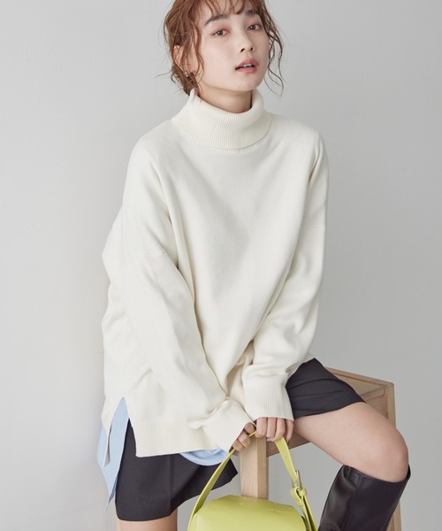 AMERICAN HOLIC(アメリカンホリック)の「ブラッシュヤーンタートルネックニットプルオーバー(ニット/セーター・レディース・ブラック/イエロー/アイボリー/サックスブルー/ラベンダー/ライトグレー系2・M/L)」の2枚目の写真