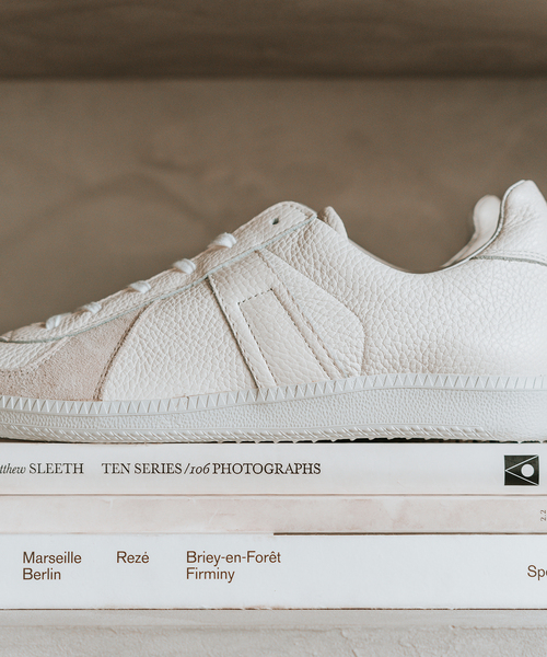 REPRODUCTION OF FOUND（リプロダクションオブファウンド）の「【REPRODUCTION OF FOUND】別注 ジャーマントレーナー（スニーカー・メンズ・ホワイト/ブラック・41/43/44/40/42）」の4枚目の写真