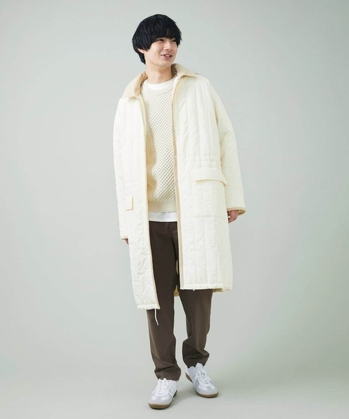 a.v.v（アーヴェヴェ）の「縦キルトワイドシルエットコート（その他アウター・メンズ・アイボリー/ブラック・46/48）」の9枚目の写真
