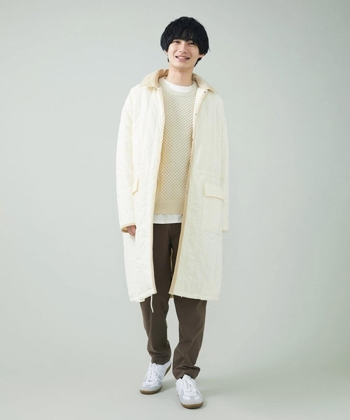 a.v.v（アーヴェヴェ）の「縦キルトワイドシルエットコート（その他アウター・メンズ・アイボリー/ブラック・46/48）」の13枚目の写真