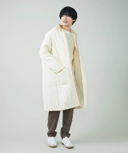 a.v.v（アーヴェヴェ）の「縦キルトワイドシルエットコート（その他アウター・メンズ・アイボリー/ブラック・46/48）」の22枚目の写真