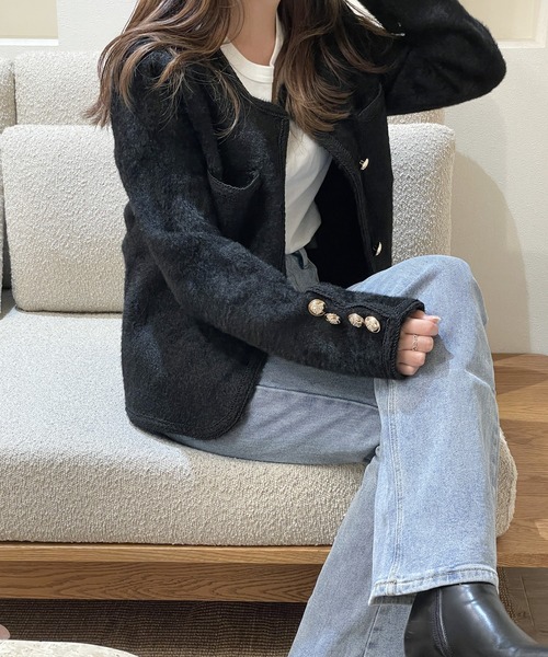 【極美品】ビアズリー ノーカラー ツイード ジャケット貝ボタン アイボリー F BEARDSLEY（ビアズリー）の「フリンジツイードジャケット（ノーカラー