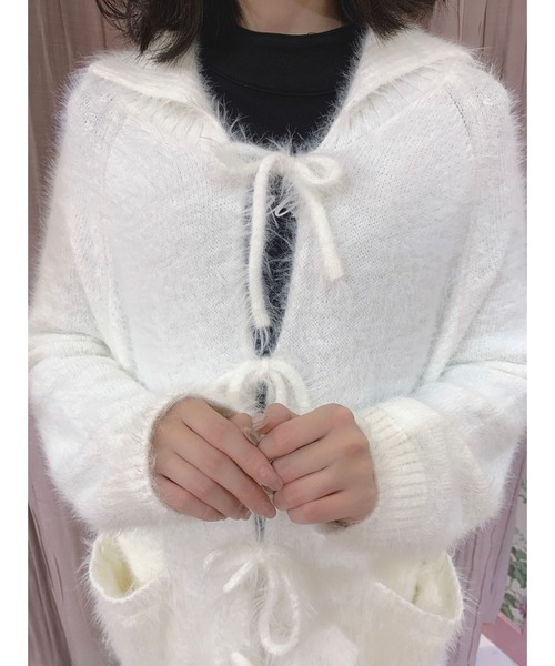 Swankiss(スワンキス)の「LC femi fur C/D(カーディガン/ボレロ・レディース・ホワイト/ブラック/レッド・FREE)」の5枚目の写真