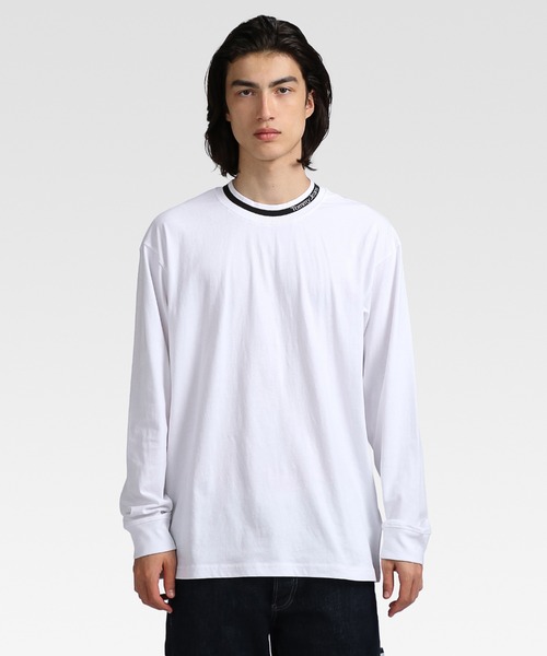 tommy jeans（トミー ジーンズ）の「【オンライン限定】ネックロゴロングスリーブTシャツ（Tシャツ/カットソー・メンズ・ホワイト/ブラック・LARGE/MEDIUM/SMALL/X-LARGE）」の7枚目の写真