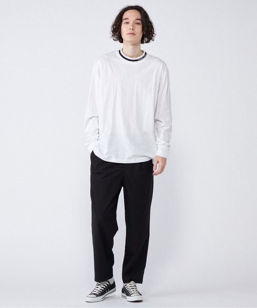 tommy jeans（トミー ジーンズ）の「【オンライン限定】ネックロゴロングスリーブTシャツ（Tシャツ/カットソー・メンズ・ホワイト/ブラック・LARGE/MEDIUM/SMALL/X-LARGE）」の16枚目の写真