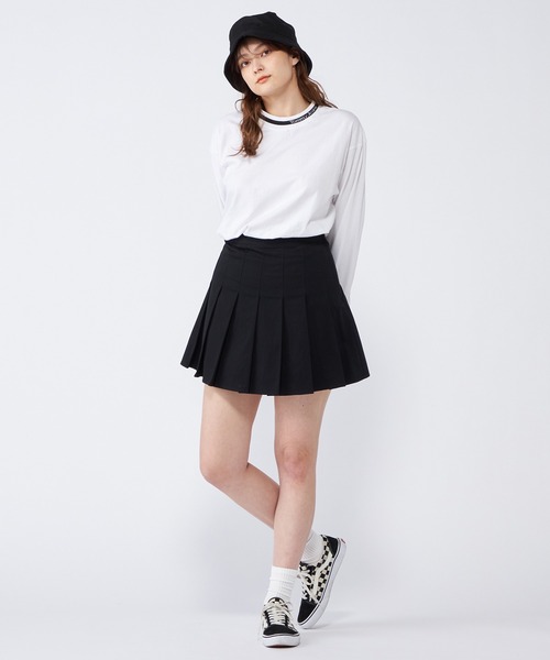 tommy jeans（トミー ジーンズ）の「【オンライン限定】ネックロゴロングスリーブTシャツ（Tシャツ/カットソー・メンズ・ホワイト/ブラック・LARGE/MEDIUM/SMALL/X-LARGE）」の13枚目の写真