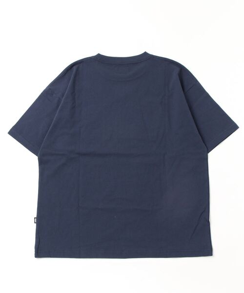 VANS（バンズ）の「【ムラサキスポーツ別注】VANS/バンズ カレッジロゴT ロゴプリント/ルーズシルエット アメカジ風 クルーネックTシャツ/M VANS Logo Big TEE/123R1010623（Tシャツ/カットソー・メンズ・グレー/ネイビー/ホワイト・L/XL/M）」の21枚目の写真