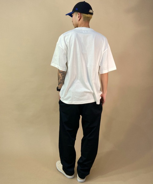 VANS（バンズ）の「【ムラサキスポーツ別注】VANS/バンズ カレッジロゴT ロゴプリント/ルーズシルエット アメカジ風 クルーネックTシャツ/M VANS Logo Big TEE/123R1010623（Tシャツ/カットソー・メンズ・グレー/ネイビー/ホワイト・L/XL/M）」の8枚目の写真