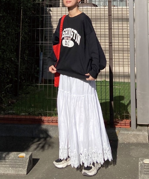 CORNERS by KR（コーナーズバイケーアール）の「CORNERS by KR カレッジロゴボリュームスリーブスウェット（スウェット・レディース・ブラック/オフホワイト/杢グレー/オートミール/ネイビー・M/L）」の6枚目の写真