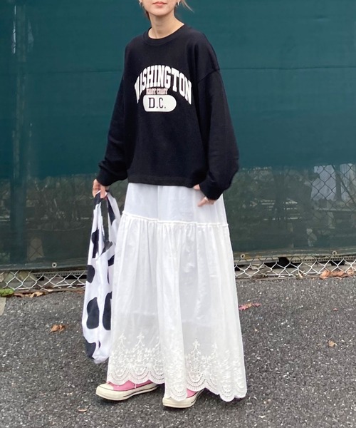 CORNERS by KR（コーナーズバイケーアール）の「CORNERS by KR カレッジロゴボリュームスリーブスウェット（スウェット・レディース・ブラック/オフホワイト/杢グレー/オートミール/ネイビー・M/L）」の11枚目の写真