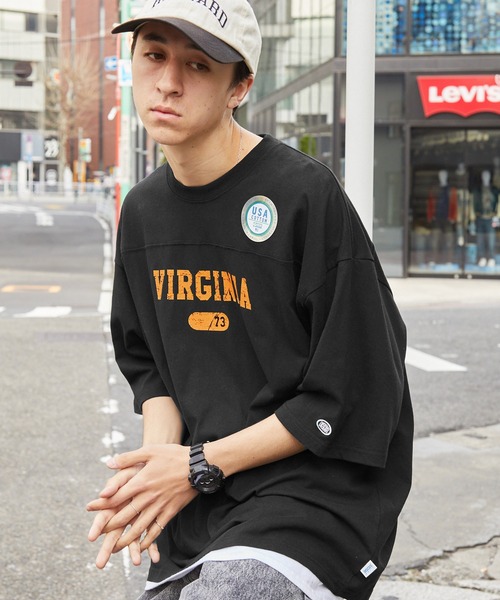 DISCUS ATHLETIC（ディスカス　アスレチック）の「DISCUS ATHLETIC/ディスカス アスレチック ヴィンテージライクデザイン オーバーサイズフットボール半袖Tシャツ（Tシャツ/カットソー・メンズ・スミクロ/イエロー/ホワイト/オートミール/ブラック/グリーン・M/L）」の2枚目の写真