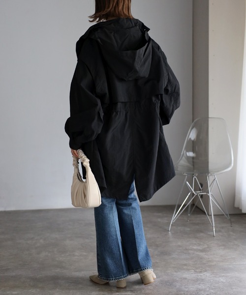 Bonjour Sagan（ボンジュールサガン）の「ドロストナイロンフーディー