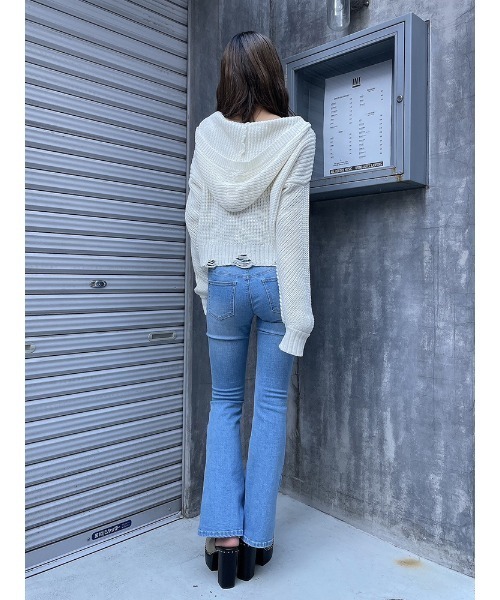 ENVYM（アンビー）の「ダメージクロップドＫＮＩＴ ＰＫ（ニット/セーター・レディース・ブラック/ブルー/ホワイト・FREE）」の16枚目の写真