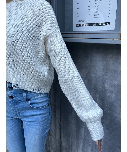 ENVYM（アンビー）の「ダメージクロップドＫＮＩＴ ＰＫ（ニット/セーター・レディース・ブラック/ブルー/ホワイト・FREE）」の21枚目の写真