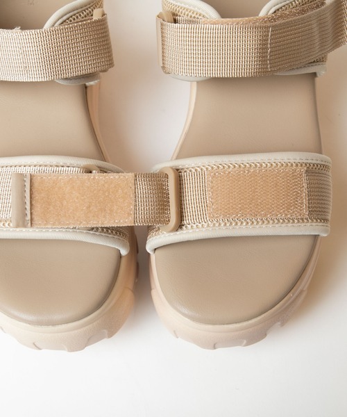 WEGO（ウィゴー）の「WEGO/ベルトスポーツサンダル（サンダル・レディース・ブラック/ライトベージュ/ホワイト・MEDIUM/LARGE）」の6枚目の写真