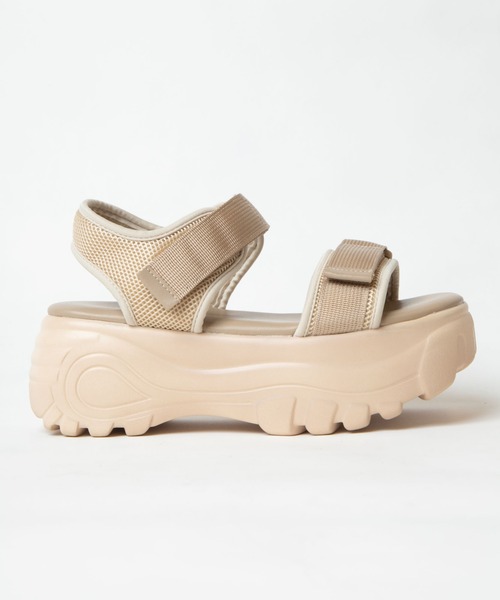 WEGO（ウィゴー）の「WEGO/ベルトスポーツサンダル（サンダル・レディース・ブラック/ライトベージュ/ホワイト・MEDIUM/LARGE）」の8枚目の写真