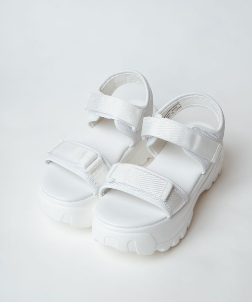 WEGO（ウィゴー）の「WEGO/ベルトスポーツサンダル（サンダル・レディース・ブラック/ライトベージュ/ホワイト・MEDIUM/LARGE）」の13枚目の写真