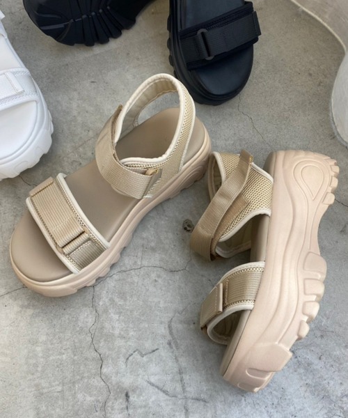 WEGO（ウィゴー）の「WEGO/ベルトスポーツサンダル（サンダル・レディース・ブラック/ライトベージュ/ホワイト・MEDIUM/LARGE）」の17枚目の写真