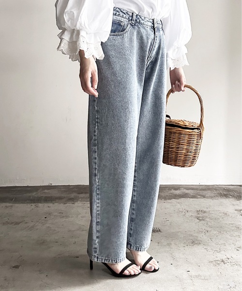 COMMON WARE（コモンウェアー）の「COMMONWARE:12ozデニムバギーパンツ（デニムパンツ・レディース・ブラック/ケミカルウォッシュ/ブラック系/ライトインディゴブルー/インディゴブルー・L/XL/M）」の5枚目の写真