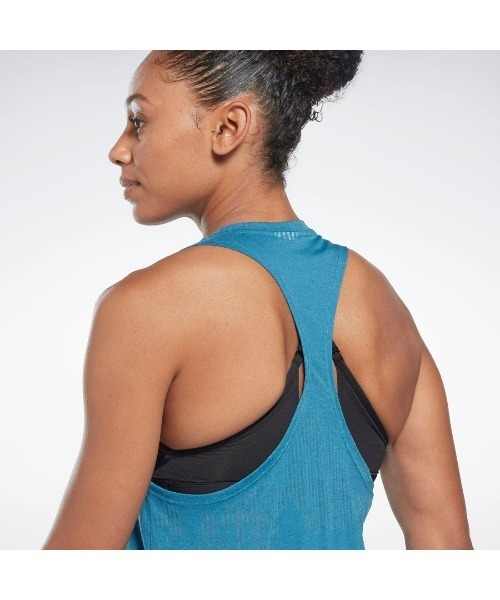 Reebok(リーボック)の「バーンアウト タンクトップ / Burnout Tank(タンクトップ・レディース・ブルー/ブラック/ライトパープル・LARGE/MEDIUM/SMALL/X-LARGE/X-SMALL)」の7枚目の写真