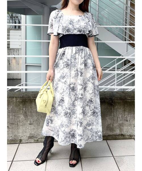 MERCURYDUO(マーキュリーデュオ)の「フラワーパイピングウエストリブワンピース(ワンピース・レディース・イエロー/オフホワイト/ラベンダー・SMALL/MEDIUM)」の22枚目の写真