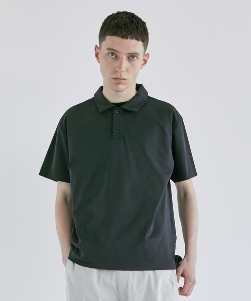 CITY TOKYO（シティトウキョウ）の「ATHLETEハーフスリーブポロシャツ（シャツ/ブラウス・メンズ・ライトグレー/ブラック・1/2）」の2枚目の写真