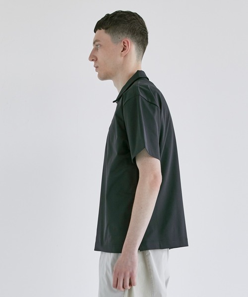 CITY TOKYO（シティトウキョウ）の「ATHLETEハーフスリーブポロシャツ（シャツ/ブラウス・メンズ・ライトグレー/ブラック・1/2）」の17枚目の写真