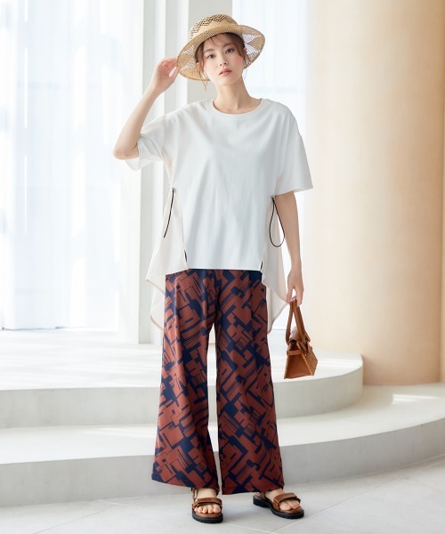 miclat（ミクラ）の「大きいサイズ　異素材切替サイドコードTシャツ　miclat（Tシャツ/カットソー・レディース・ブラック系/ホワイト系・5L/LL/3L/L/4L）」の4枚目の写真