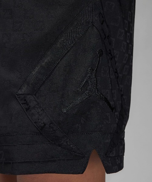 JORDAN BRAND(ジョーダンブランド)の「NIKE JORDAN ESS STMT DMND AOJ SHORT FN0770-010(その他パンツ・メンズ・ブラック・SMALL/MEDIUM/LARGE/X-LARGE)」の7枚目の写真
