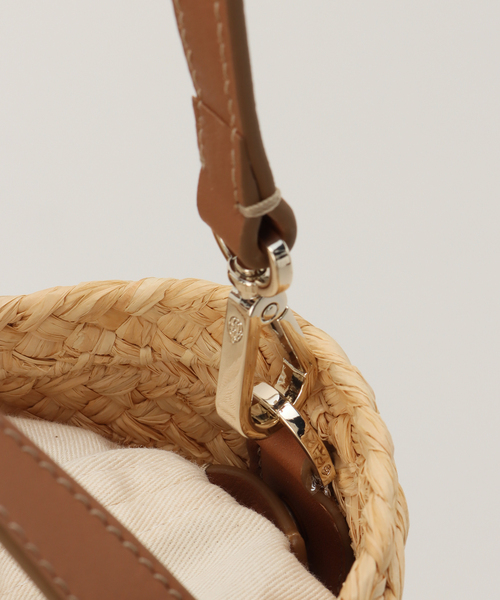 Helen Kaminski（ヘレンカミンスキー）の「≪一部店舗+WEB限定≫【HELEN KAMINSKI/ヘレン カミンスキー】 PINIMIL S BRIDLE（かごバッグ・レディース・ベージュ/ブラック・FREE）」の4枚目の写真