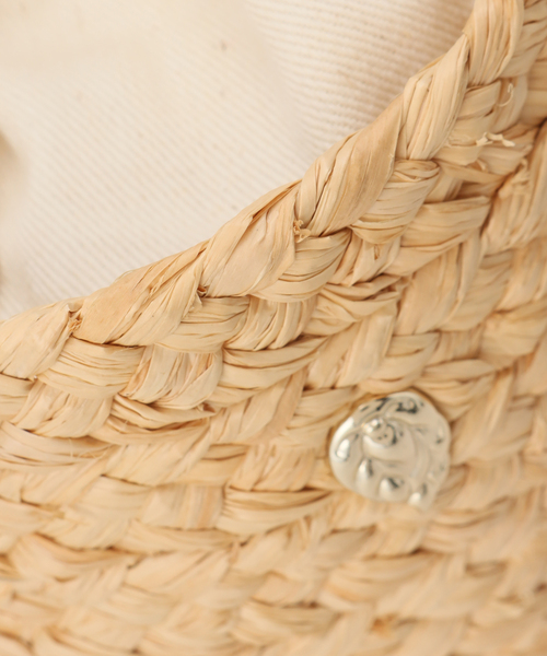 Helen Kaminski（ヘレンカミンスキー）の「≪一部店舗+WEB限定≫【HELEN KAMINSKI/ヘレン カミンスキー】 PINIMIL S BRIDLE（かごバッグ・レディース・ベージュ/ブラック・FREE）」の13枚目の写真